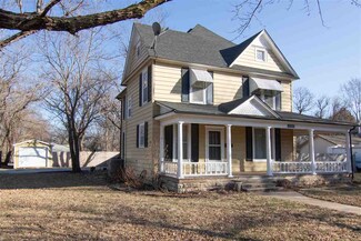702 Main St, Halstead, KS 67056