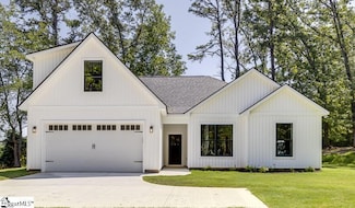 629 Mountain View Rd, Williamston, SC 29697
