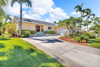 7009 Greenbrier Dr, Seminole, FL 33777