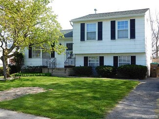 55 S Seine Dr, Buffalo, NY 14227
