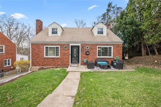 2295 Forest Dr, Pittsburgh, PA 15235