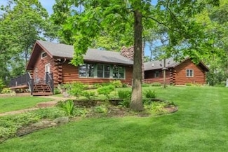 N1508 Wildwood Rd, Lake Geneva, WI 53147