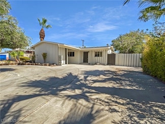 4201 Las Lomas Ave, Las Vegas, NV 89102