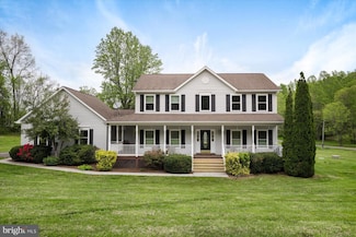 9563 Elihu Hill Rd, Marshall, VA 20115