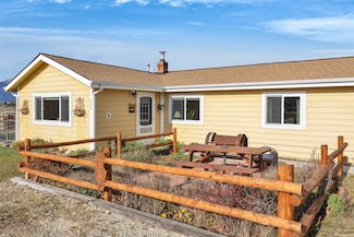 876 Bighorn Ln, Stevensville, MT 59870