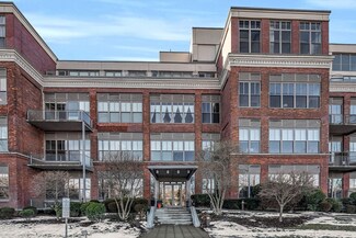 156 Porter St Unit 210, Boston, MA 02128