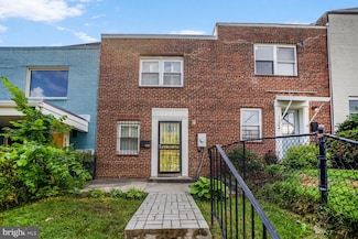 1157 Summit St NE, Washington, DC 20002