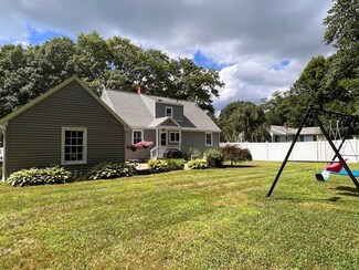 34 Paxton Rd, Spencer, MA 01562