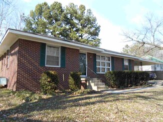 26 Mill St, Friendship, TN 38034
