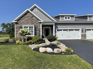 27 David Dr, Glenmont, NY 12077