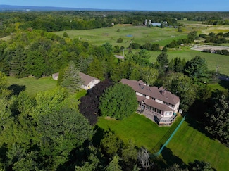 34 Town Line Rd, South Hero, VT 05486