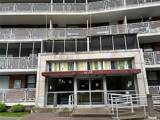 6155 98th St Unit 3A, Rego Park, NY 11374