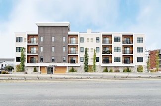 1133 N Shore Rd Unit 205, Revere, MA 02151