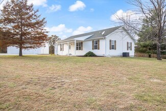 851 State Highway 32, Buffalo, MO 65622