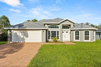 531 Rhodes Dr, Deland, FL 32720