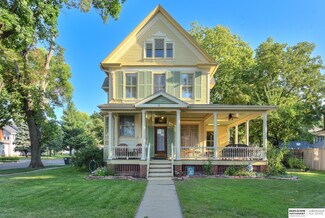 612 E 4th St, Fremont, NE 68025