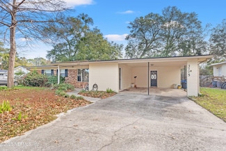 3775 Bess Rd, Jacksonville, FL 32277