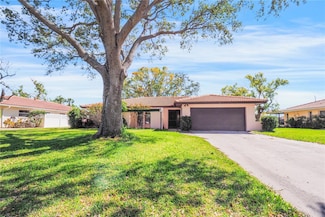 314 Signorelli Dr, Nokomis, FL 34275