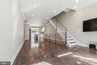 531 Morse St, Philadelphia, PA 19122