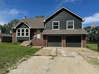 21029 W Tower Lakes Cir, Colwich, KS 67030