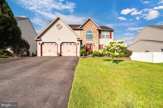 1014 Victoria Dr, Reading, PA 19605
