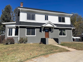 270 W Main St, Bloomfield, IN 47424