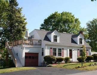 10 Elmhurst Rd, Stoneham, MA 02180