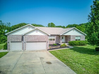 195 Sundance Rd, Cape Fair, MO 65624