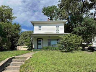 400 S Randolph St, Weeping Water, NE 68463