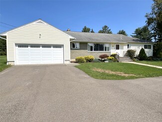338 Cafferty Hill Rd, Endicott, NY 13760