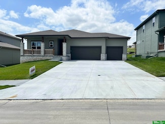 17521 Clay St, Bennington, NE 68007