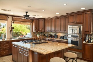 99 Conejo Cir, Palm Desert, CA 92260