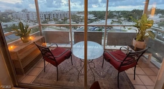2350 1st St W Unit 603, Fort Myers, FL 33901