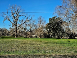 214/220 Stage Coach Trail, Angleton, TX 77515
