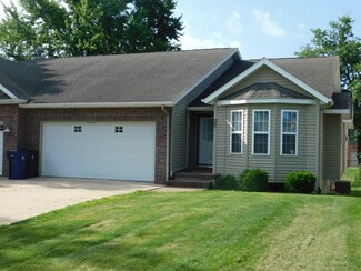 327 North St, Tipton, IA 52772