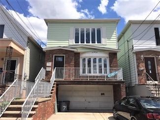 71 W 14th St Unit 2, Bayonne, NJ 07002