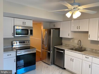 2207 Dawn Ln, Temple Hills, MD 20748