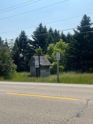 7242 Spring St, Elkhorn, WI 53121