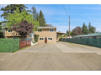 16 NE 148th Ave, Portland, OR 97230