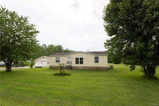 125 Island Rd, Phoenix, NY 13135