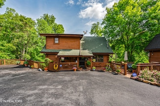 3209 Bear Country Way, Sevierville, TN 37876