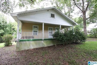 4429 Plum Dr, Mount Olive, AL 35117