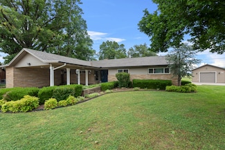 1230 Johnson Dr, Miami, OK 74354