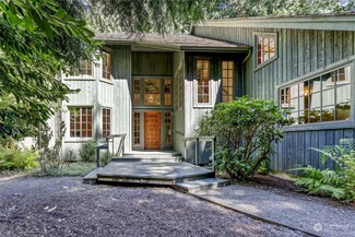 284 Cedarview Dr, Port Townsend, WA 98368