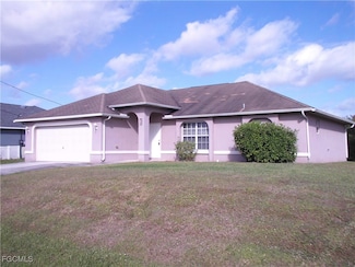 845 Wolverine St E, Lehigh Acres, FL 33974
