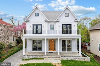 2150 N Stafford St, Arlington, VA 22207