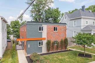 4711 Osgood St, Cincinnati, OH 45227