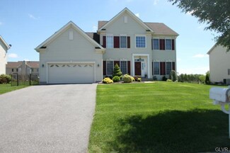 5104 Barbary St, Bethlehem, PA 18017