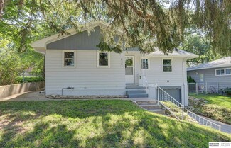 849 N 75th St, Omaha, NE 68114