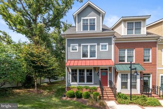 32 Ellsworth Heights St, Silver Spring, MD 20910